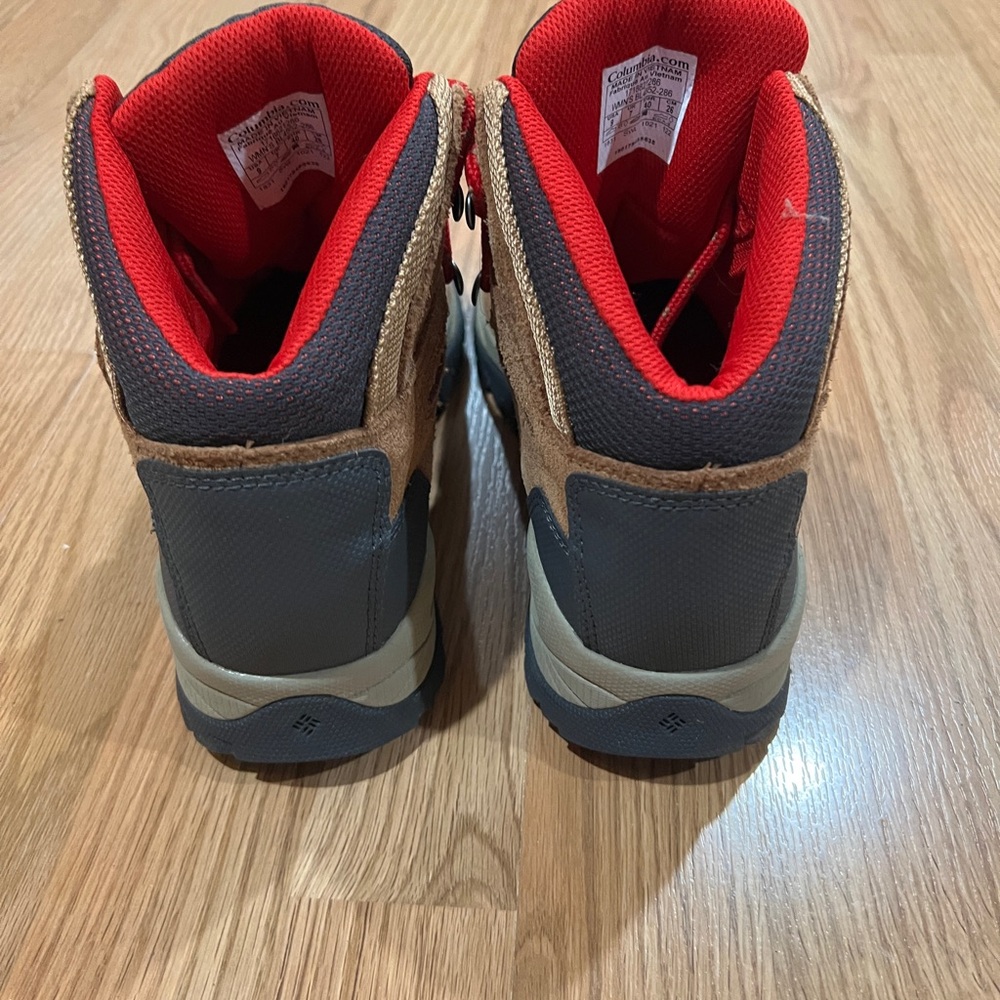 Columbia Brown and Red Women's Hiking Boots - Picture 5 of 7